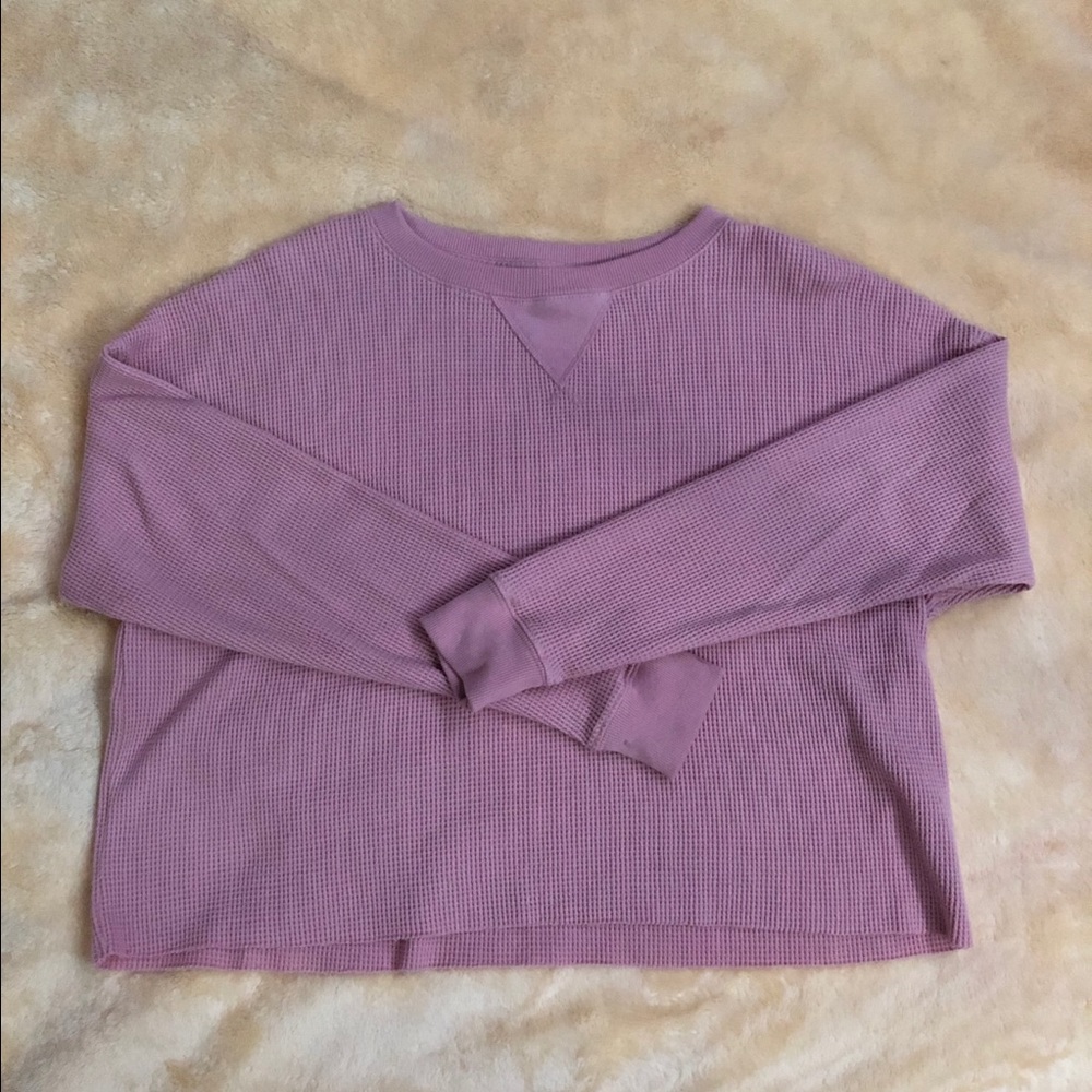 blush pink Abercrombie and Fitch cropped sweater